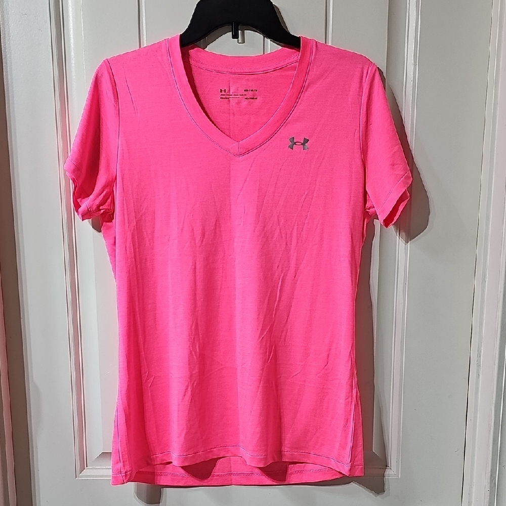 Under Armour Women’s Hot Pink V-Neck Short Sleeve Tee